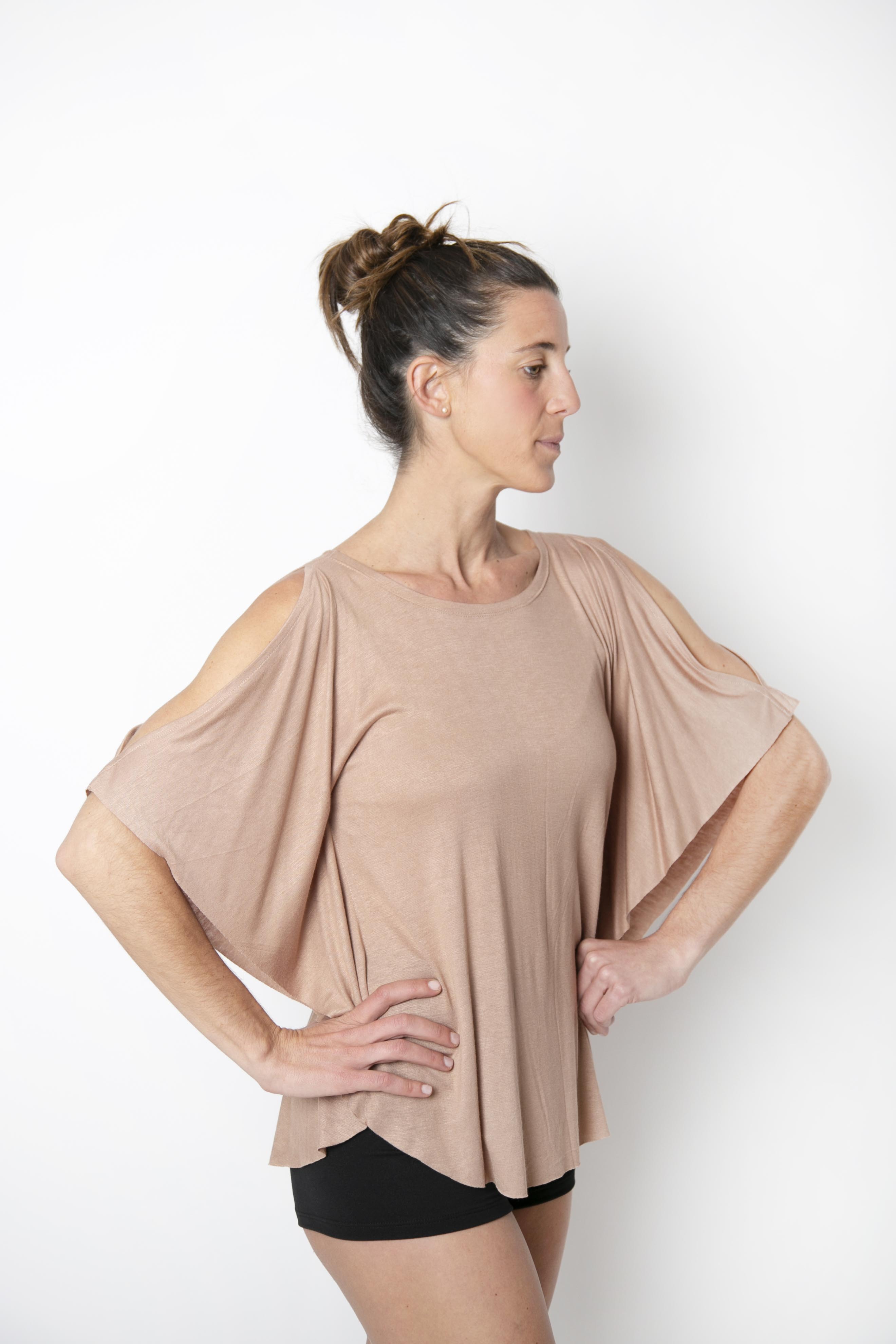 Blusa circular hombros abiertos