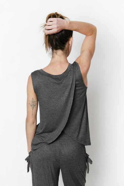 Blusa cruzada espalda sin mangas